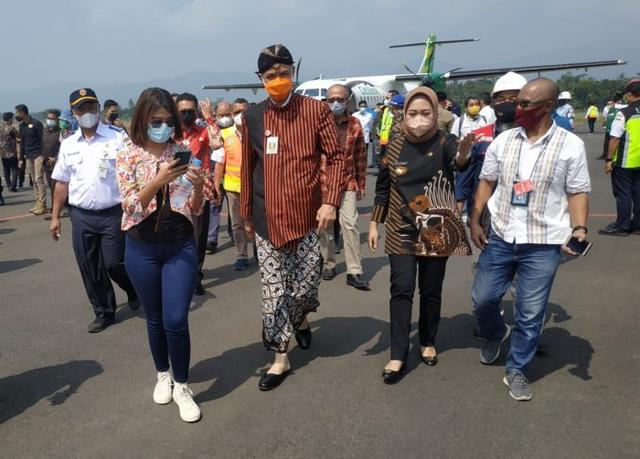 penerbangan perdana bandara jbs, pesawat citilink, bjbs purbalingga, serayunews, serayu news, berita terkini, berita hari ini