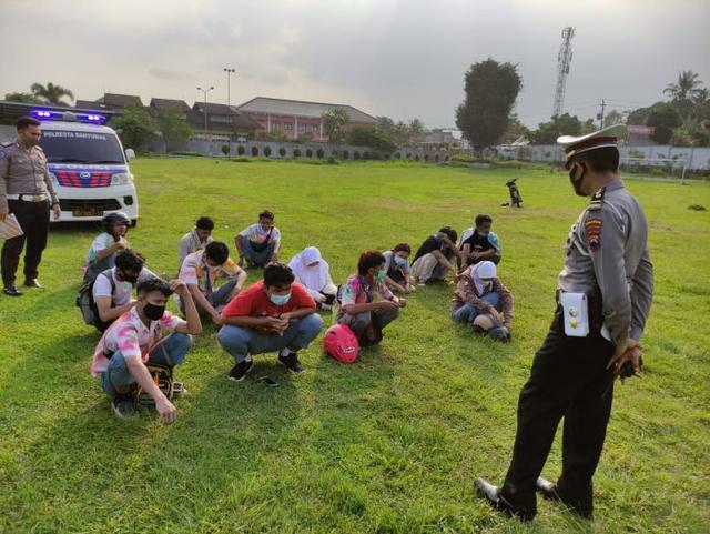 konvoi kelulusan sma, konvoi kelulusan sma banyumas, serayunews, serayu news, berita terkini, berita hari ini