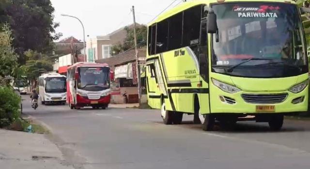 konvoi bus