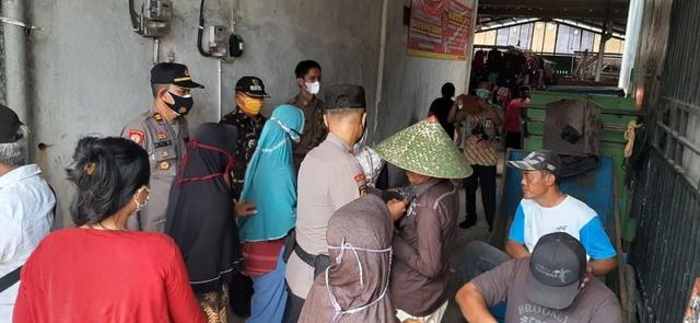 warung tembakau patimuan, pasar desa patimuan, cilacap, berita terkini, berita hari ini
