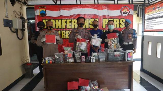 pencurian toko vape purbalingga, berita terkini, berita hari ini
