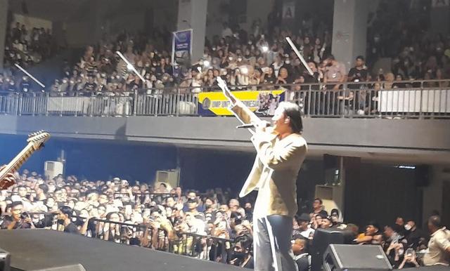 konser rizky febian di ump