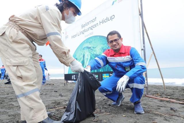 pekerja pt kilang pertamina cilacap