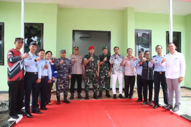 Gedung Komando Latihan