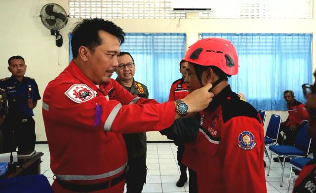 Bantuan APD