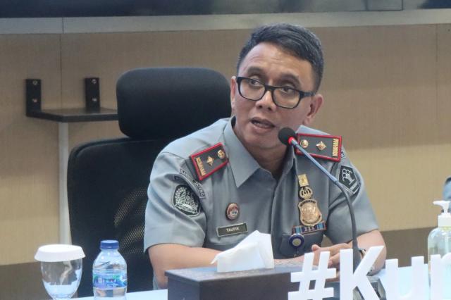 Ana ngapak