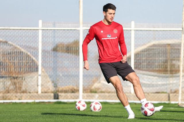 Elkan Baggott siap tempur